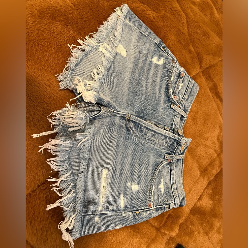 Distressed Denim Frayed Hem Shorts